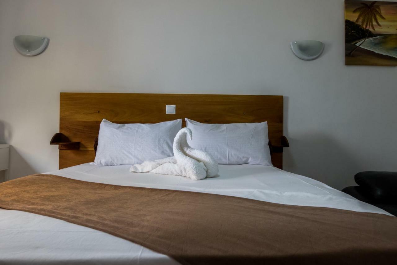 Paradise Agua Leve Residential Sao Tome Eksteriør billede